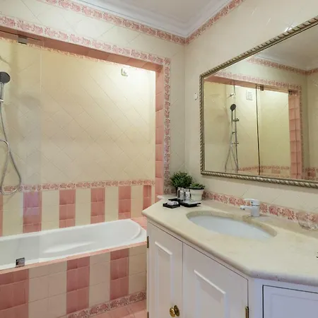 Gasthof Luxury & - Cascais
